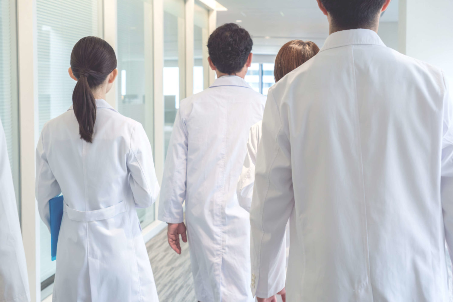 Expert Team  & High-Tech Facilities